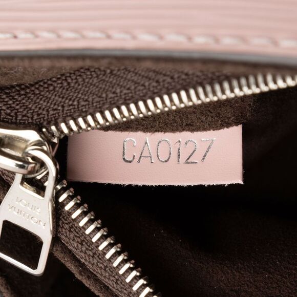 Louis Vuitton Epi Leather Cluny BB Satchel - Picture 6 of 15